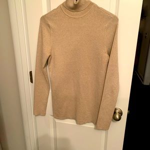 Chicos metallic gold turtleneck Sz 0 (4-6)